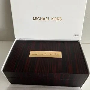 MICHAEL Michael Kors | Accessories | Michael Kors Runway  display picture 1